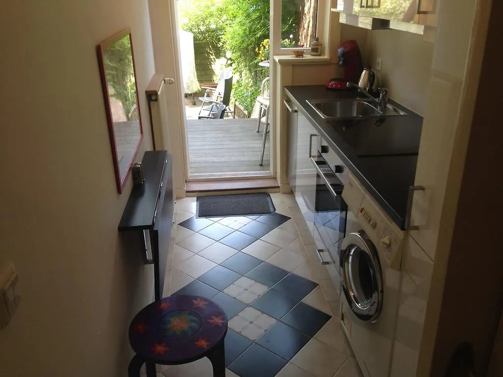Bed & Breakfast Maria Rotterdam 0*,  Nederland